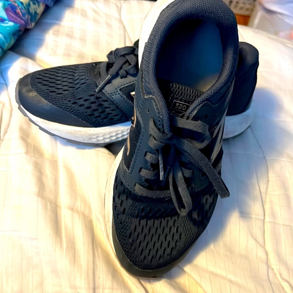 New balance shoes